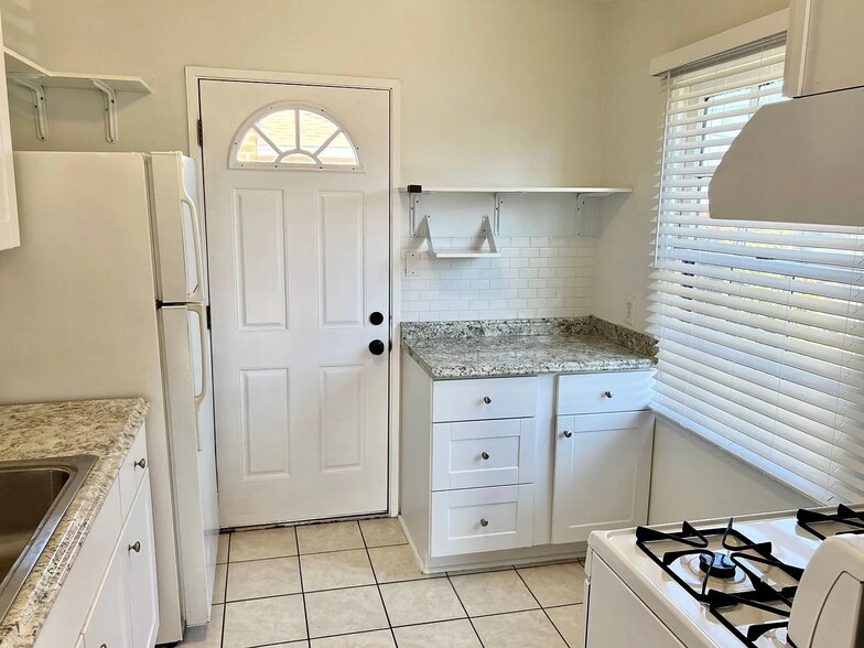 More Photos Of 4515 35th Pl, San Diego Apartments For Sale