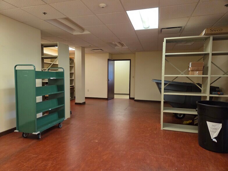 More Photos Of 575 Main St, Middletown Medical For Sale