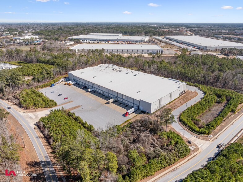 More Photos Of 7801 Creekwood Rd, Fairburn Distribution For Lease