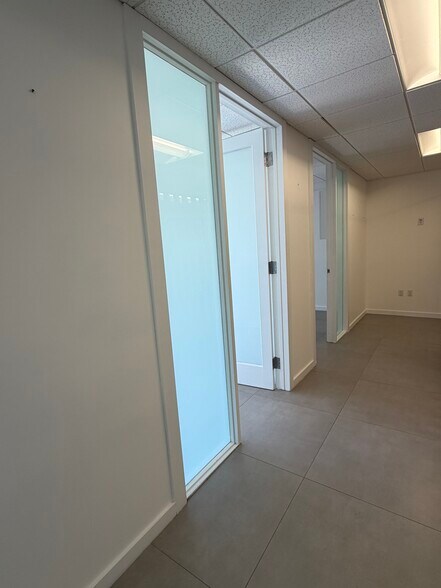 More Photos Of 150 SE 2nd Ave, Miami Office Residential For Lease