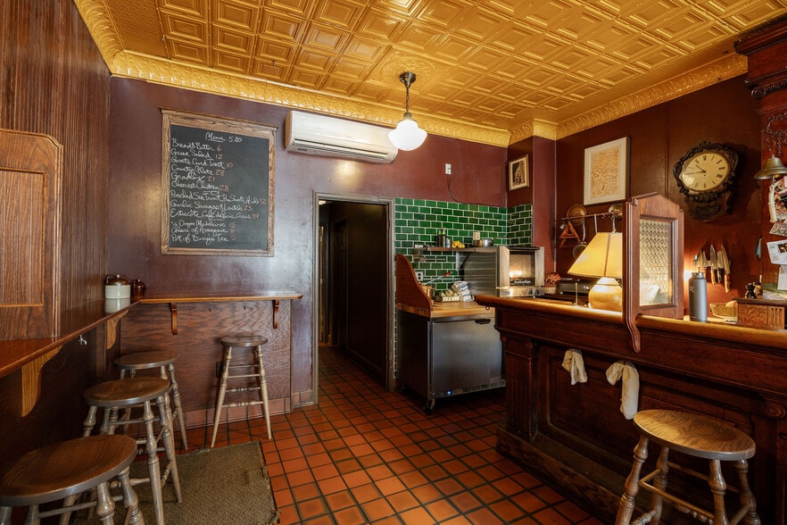 More Photos Of 1712 Aliceanna St, Baltimore Restaurant For Sale