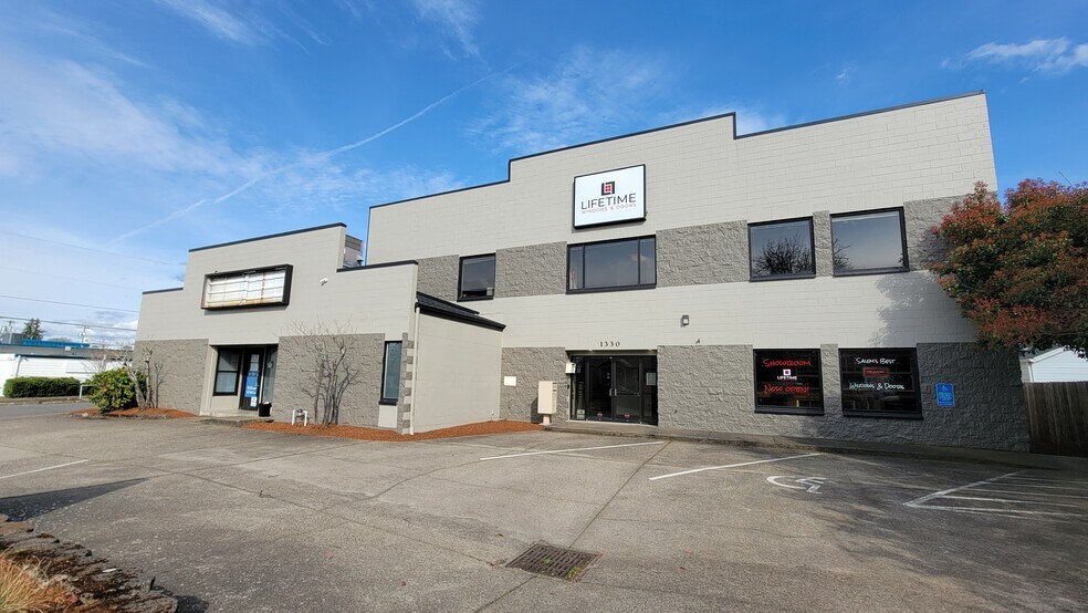 Primary Photo Of 1310-1330 12th St SE, Salem General Retail For Sale