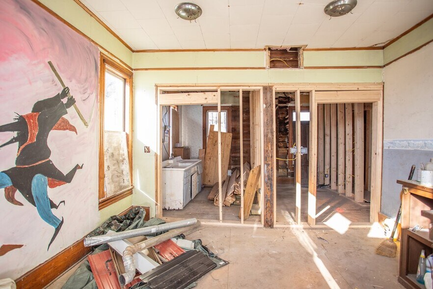 More Photos Of 11 E Hill Rd, Covington Apartments For Sale