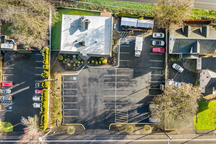 More Photos Of 4909 NE Hazel Dell Ave, Vancouver Restaurant For Sale