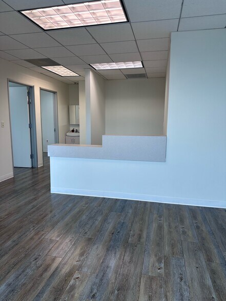 More Photos Of 240 S La Cienega Blvd, Beverly Hills Medical For Lease