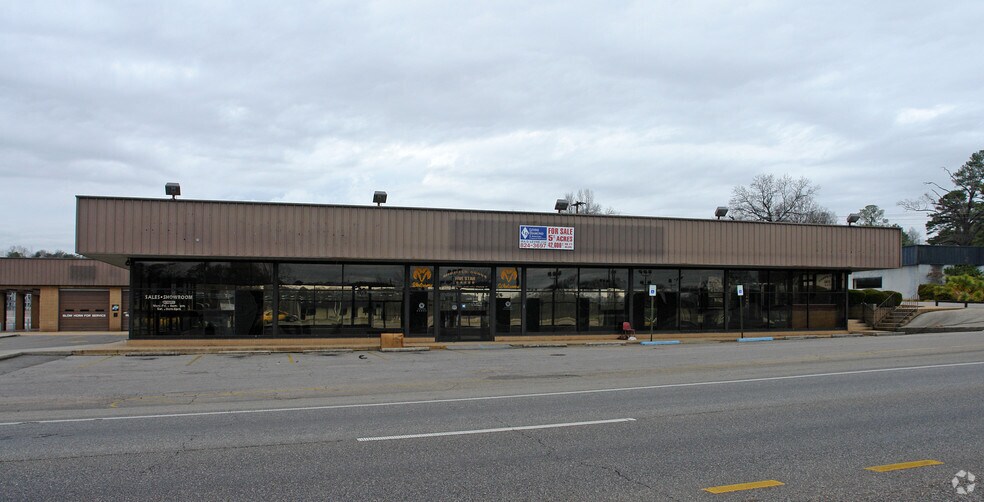 More Photos Of 549 Bessemer Super Hwy, Birmingham Warehouse For Lease