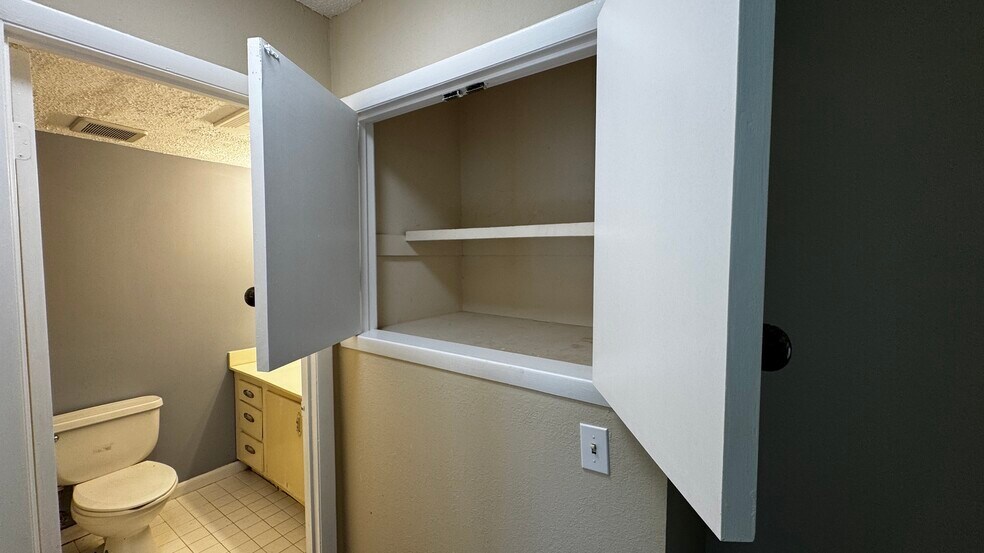 More Photos Of 6270 Aquarius Dr, Alpine Apartments For Sale