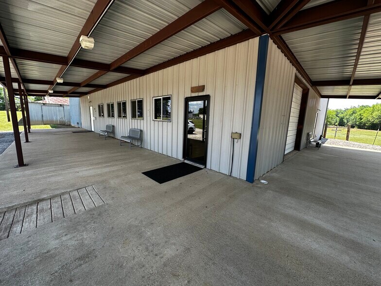 More Photos Of 1511 S Jackson St, Jacksonville Warehouse For Sale