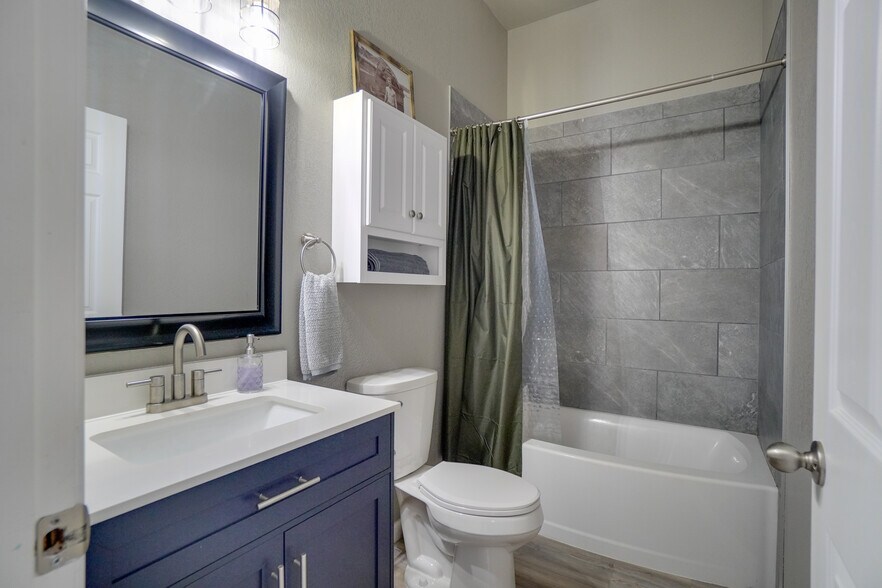 More Photos Of 7421 Terry St, Fort Smith Specialty For Sale