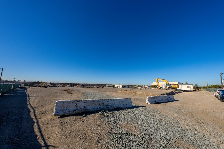 More Photos Of 5753 Siempre Viva Rd, San Diego Land For Sale