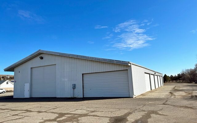 More Photos Of 1121 E Main St, Mandan Auto Repair For Sale