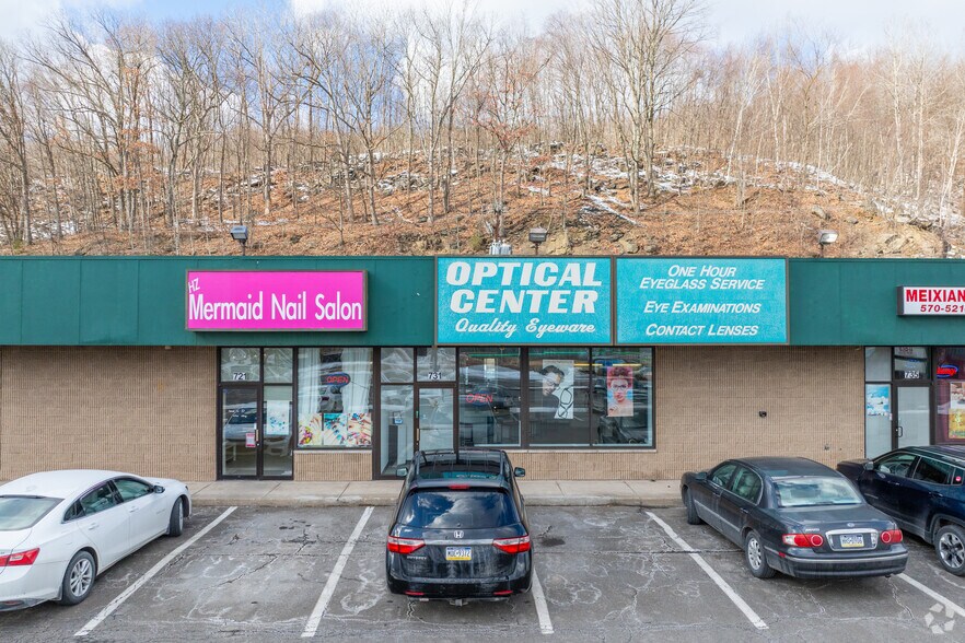 More Photos Of 600 BLK Scranton Carbondale Hwy, Archbald Unknown For Lease