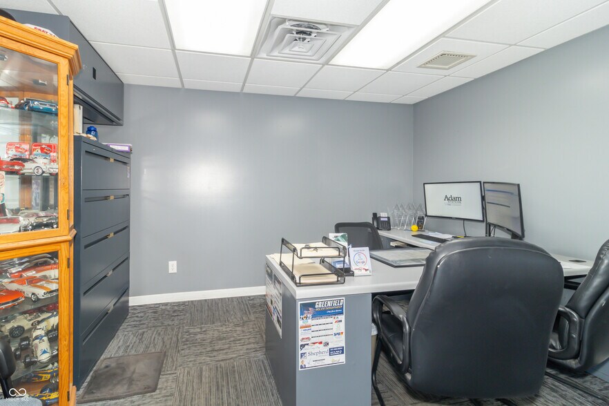 More Photos Of 2260 W Main St, Greenfield Service For Sale