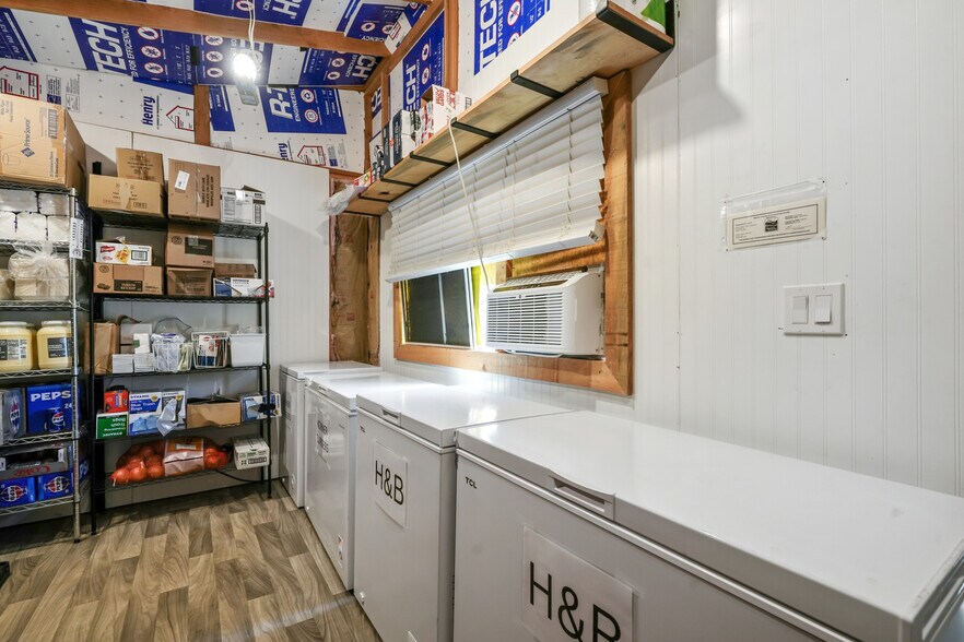 More Photos Of 100 Detroit Ave, Detroit Restaurant For Sale