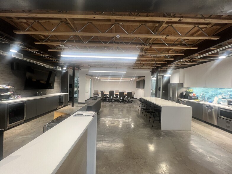 More Photos Of 465 Tehama St, San Francisco Loft Creative Space For Lease