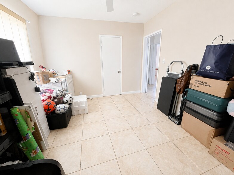 More Photos Of 1507 Pearl St, Bakersfield Apartments For Sale