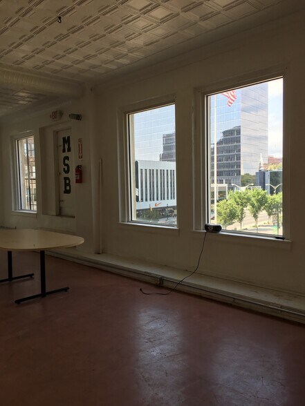 More Photos Of 1186 Raymond Blvd, Newark Office For Sale