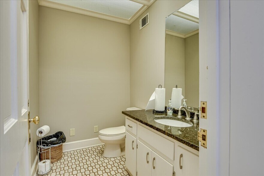 More Photos Of 624 Ellis St, Augusta Office For Sale