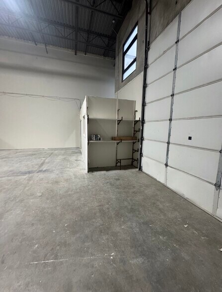 More Photos Of 32885 Mission Way, Mission Warehouse For Sale
