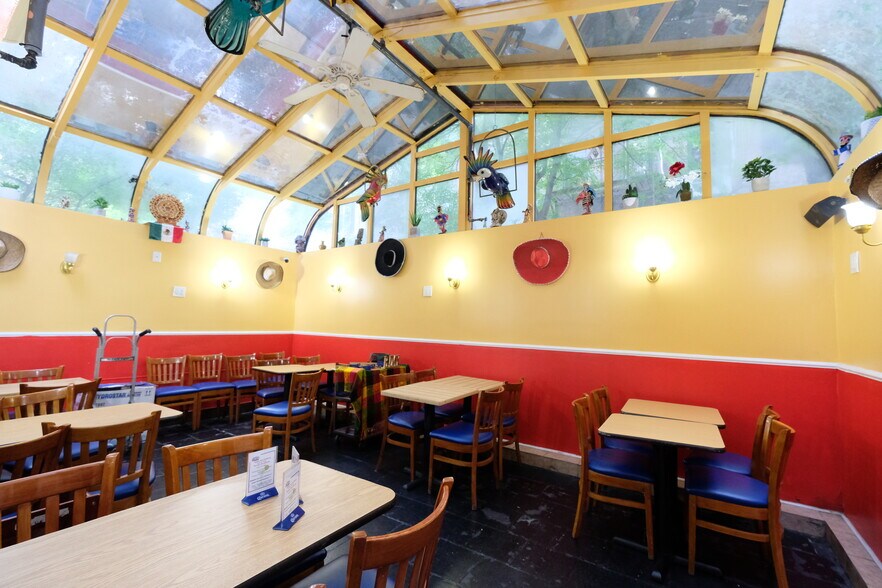 More Photos Of 358 W 23rd St, New York Multifamily For Sale