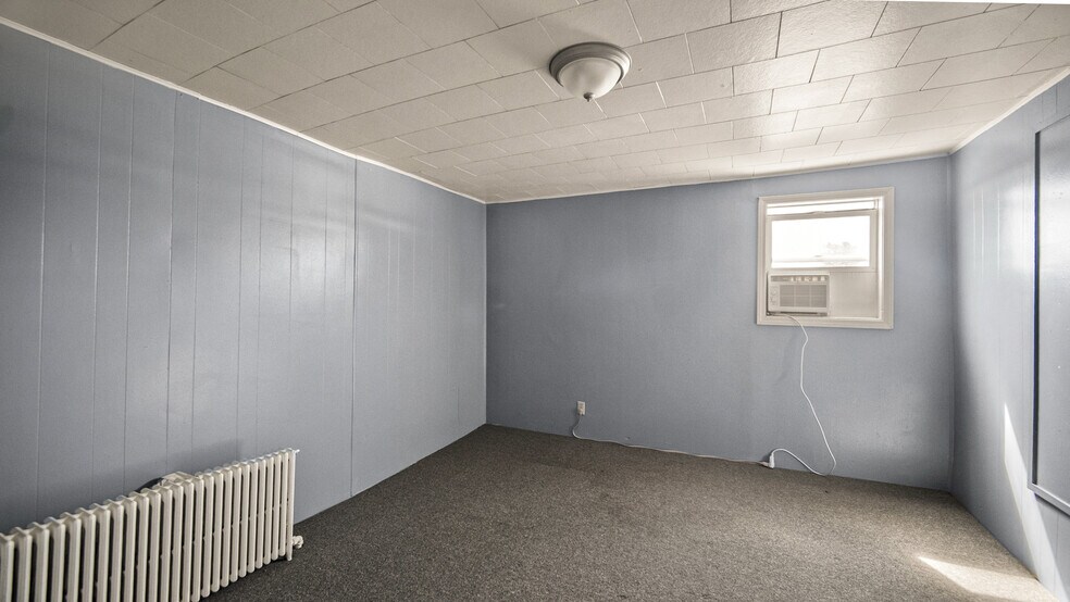 More Photos Of 111 W Main St, West Union Flex For Sale