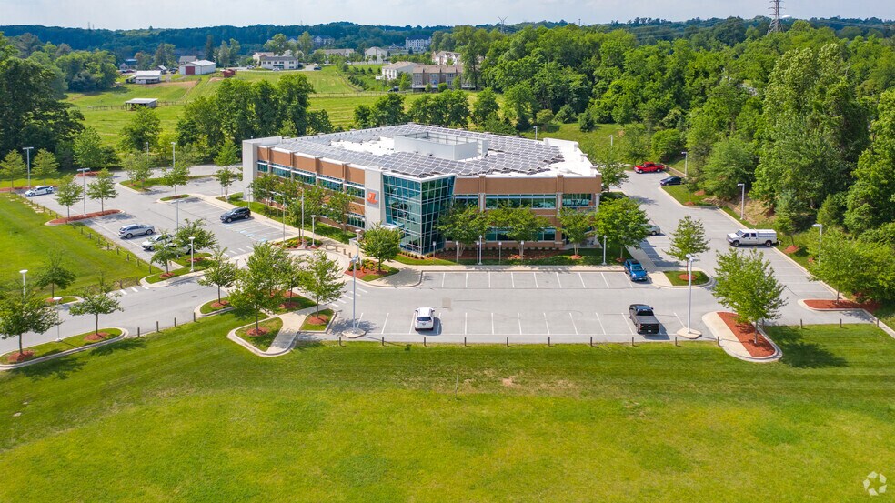 More Photos Of 11620 Red Run Blvd, Reisterstown Office For Lease
