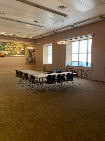 More Photos Of 15 W 86th St, New York Schools For Lease