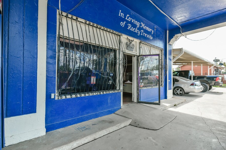 More Photos Of 1106 Wayside Dr, Houston Auto Repair For Sale