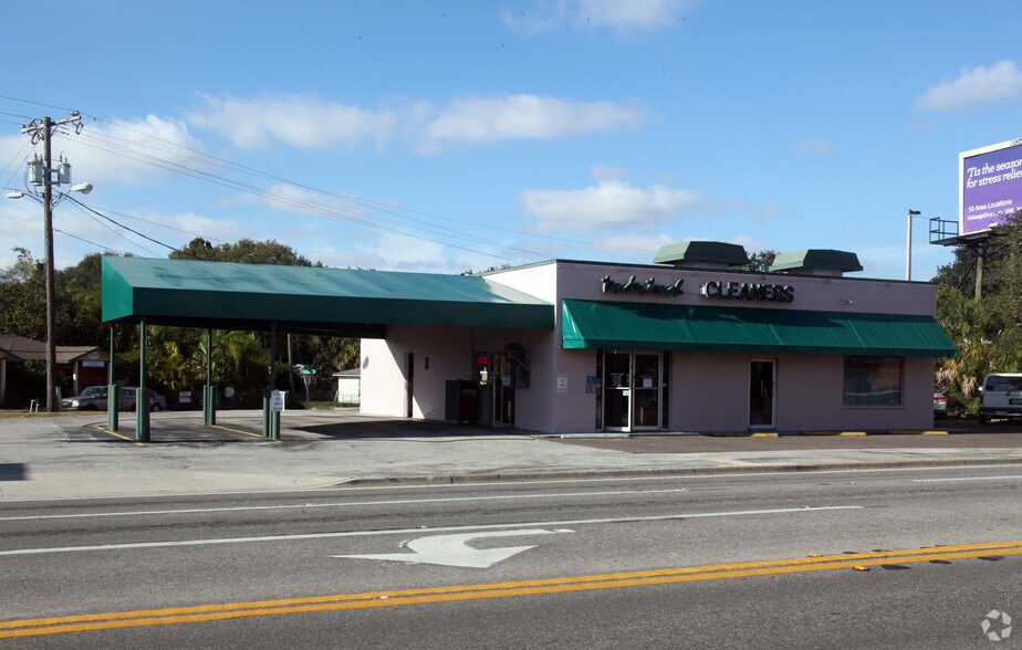 Primary Photo Of 3519 Henderson Blvd, Tampa Freestanding For Sale
