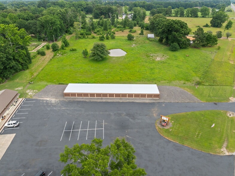 More Photos Of 11070 Highway 20, Florence General Retail For Sale
