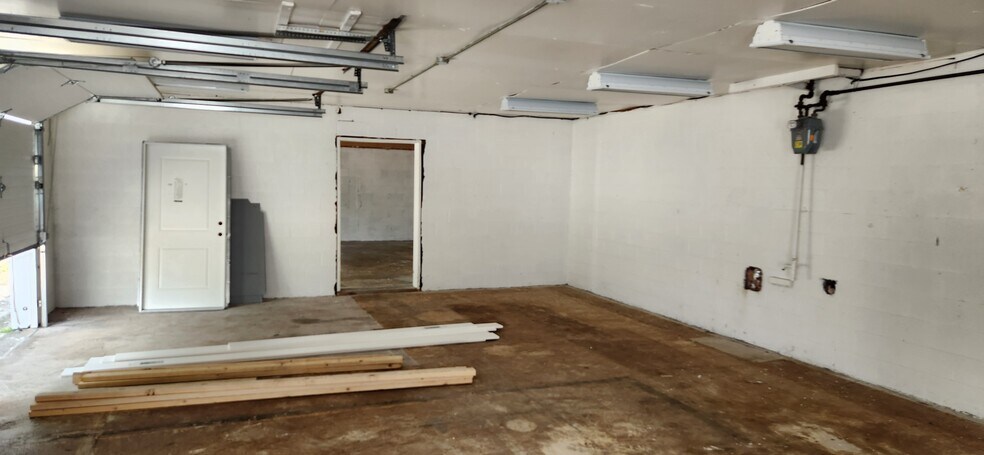 More Photos Of Rt 1A, Dedham Industrial For Lease