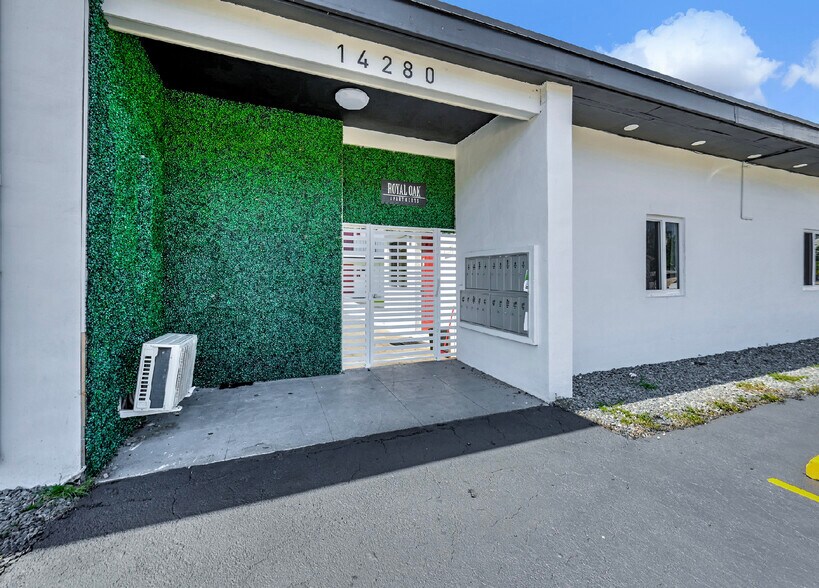 More Photos Of 14280 NE 6th Ave, North Miami Apartments For Sale