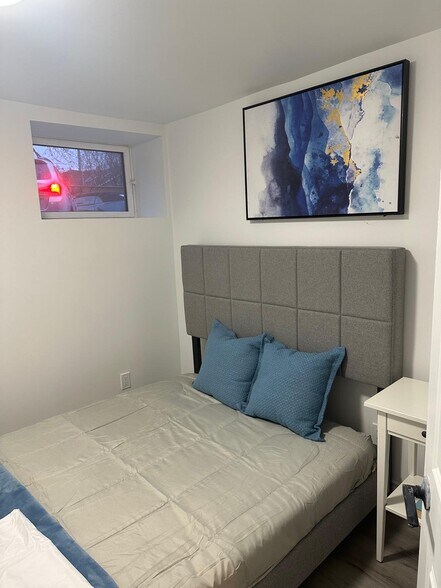 More Photos Of 66 Wellington St S, Hamilton Apartments For Sale