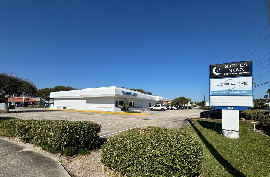 More Photos Of 2003 N Atlantic Ave, Cocoa Beach Storefront Retail Office For Lease