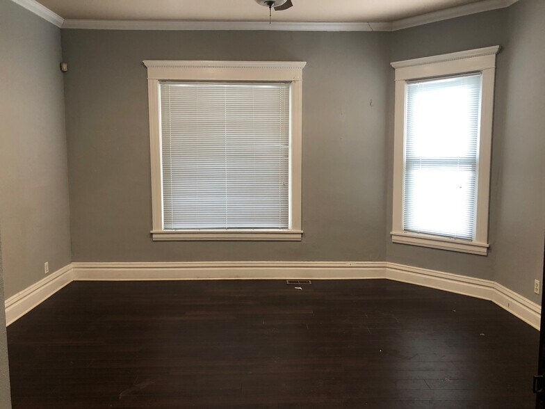 More Photos Of 514 N Lake St, Aurora Loft Creative Space For Lease