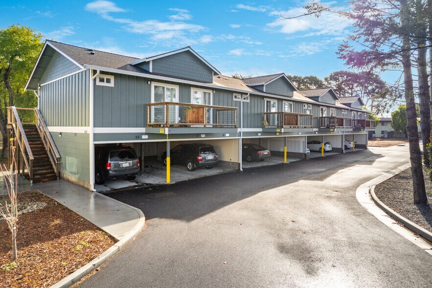 More Photos Of 2351 Westwood Ct, Arcata Apartments For Sale