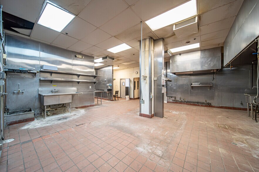 More Photos Of 580 N Atlantic Blvd, Monterey Park Apartments For Lease