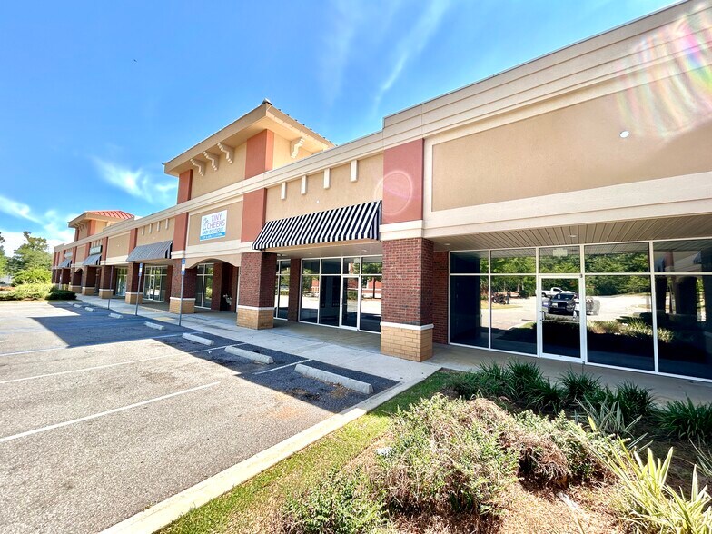 More Photos Of 2459 Mahan Dr, Tallahassee Storefront Retail Office For Sale