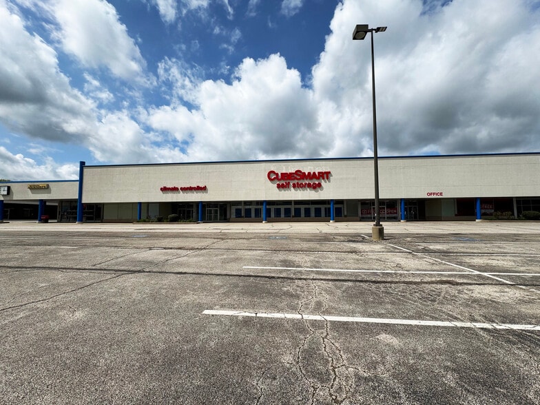 More Photos Of , Akron General Retail For Sale