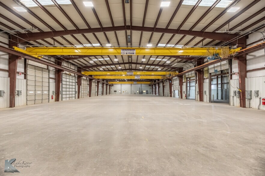 More Photos Of 10027 S Frontage Rd, Clyde Manufacturing For Sale