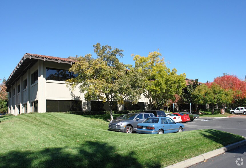 More Photos Of 3947 Lennane Dr, Sacramento Office For Lease