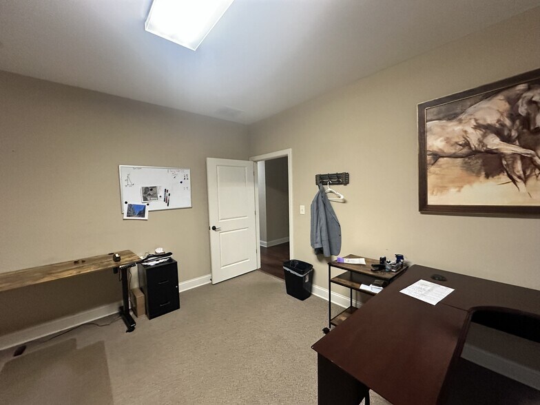 More Photos Of 102 Mary Alice Park Rd, Cumming Loft Creative Space For Lease