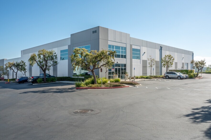 More Photos Of 1816 Ord Way, Oceanside Warehouse For Lease