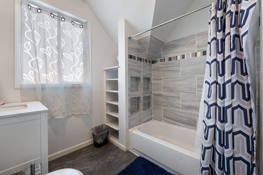 More Photos Of 2012 N Ruby St, Spokane Freestanding For Sale