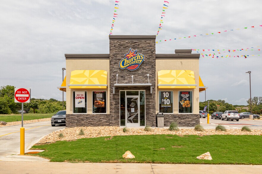 Primary Photo Of 105 River Fair Blvd, Belton Fast Food For Lease