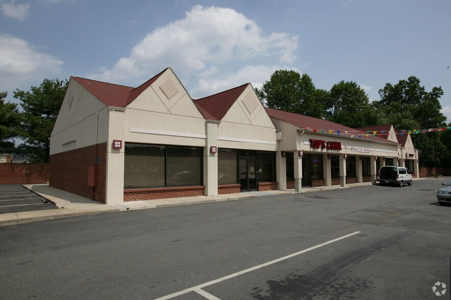 More Photos Of 8723 Richmond Hwy, Alexandria Unknown For Lease