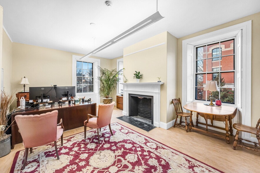 More Photos Of 29-37 Elliot St, Springfield Office Residential For Sale