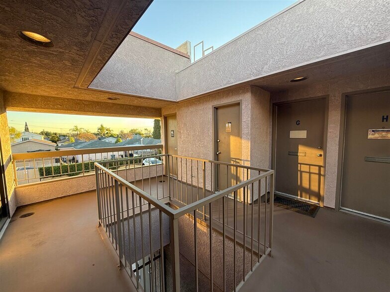 More Photos Of 12328 South St, Cerritos Office For Lease