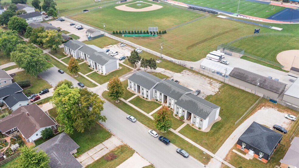 More Photos Of , Pontiac Multifamily For Sale