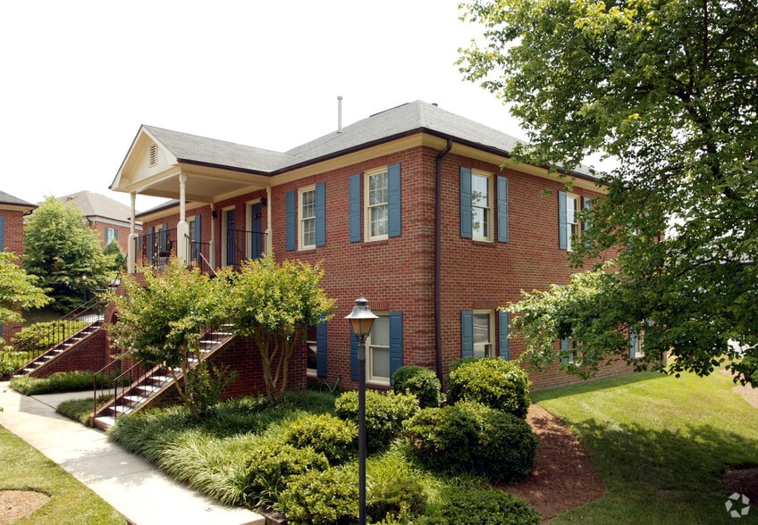 More Photos Of 3000 Bethesda Pl, Winston-Salem Unknown For Lease